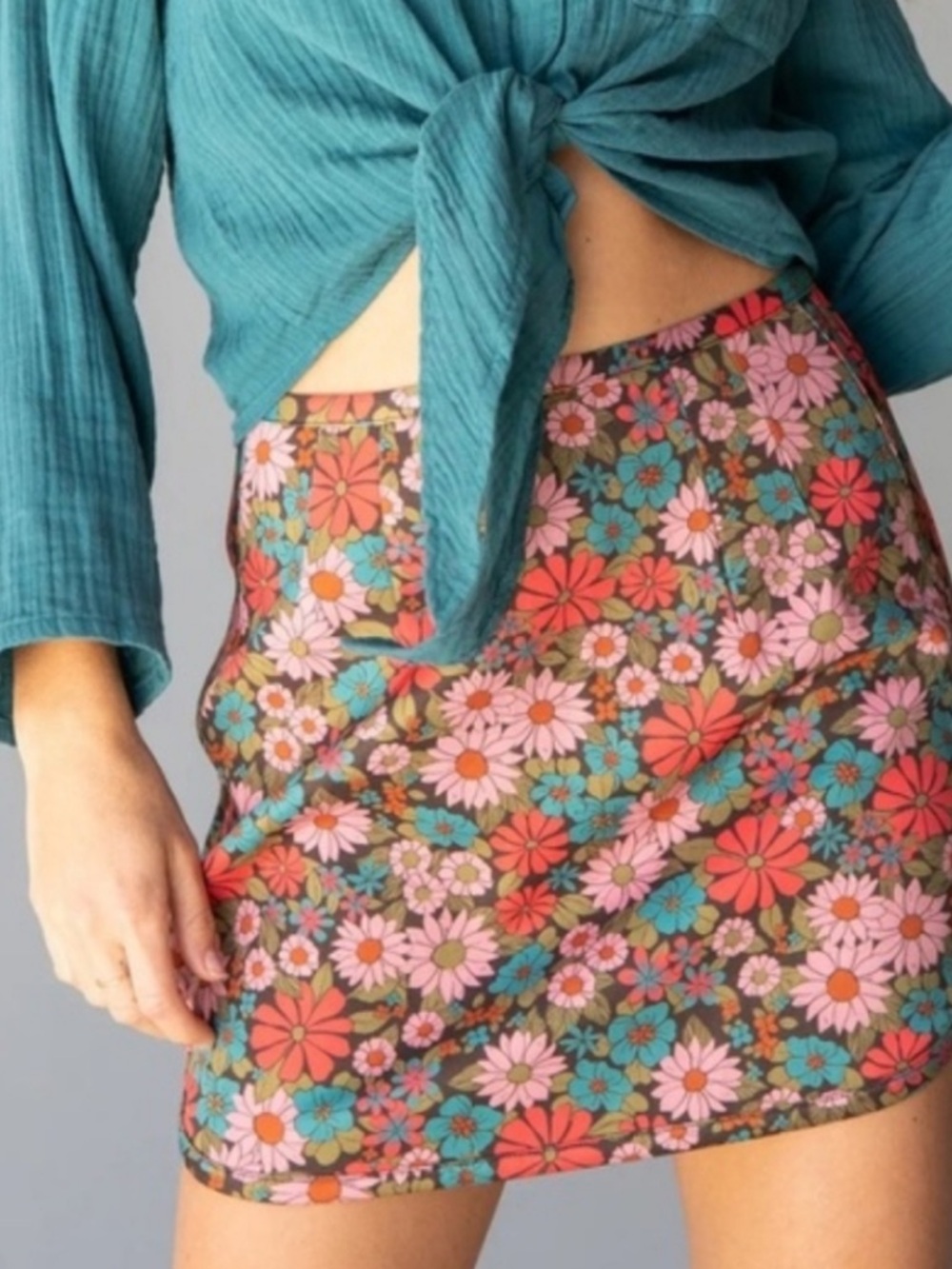 NATURAL LIFE Rachel Floral Mini Skirt Coral Pink Teal Brown Fitted Retro 🌼 Daisy